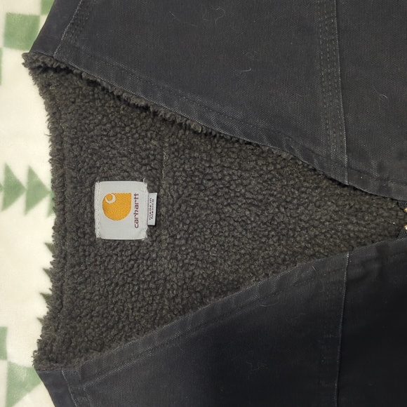 Carhartt Dark Blue Vest with Sherpa Lining - Picture 2 of 3